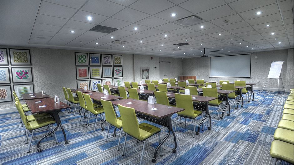 Holiday Inn Express/Stes Toronto Arpt W Meeting