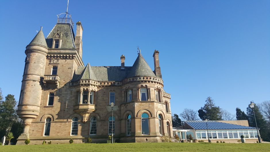 Cornhill Castle Exterior