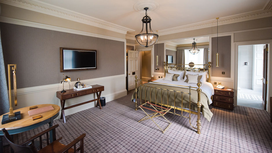 Cornhill Castle Room
