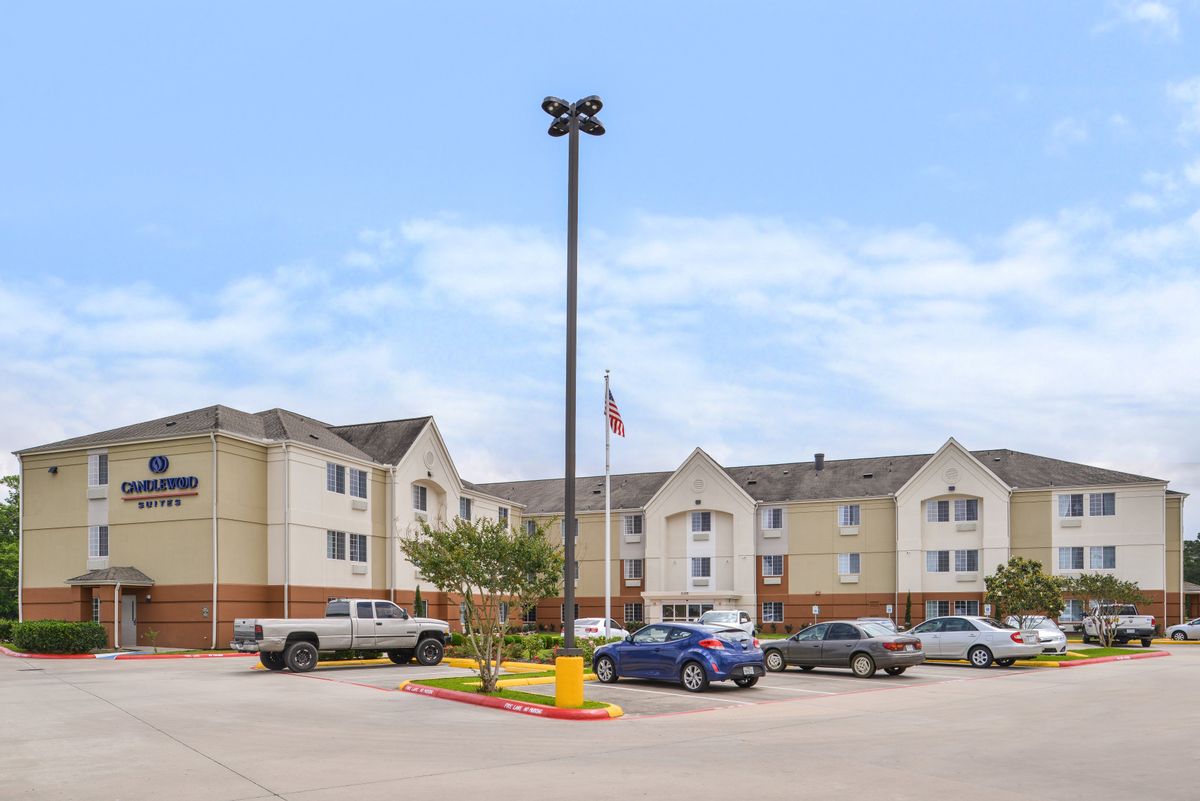 Candlewood Suites Beaumont Beaumont, TX Hotels Tourist Class Hotels