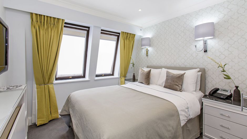 Mayfair House London Room