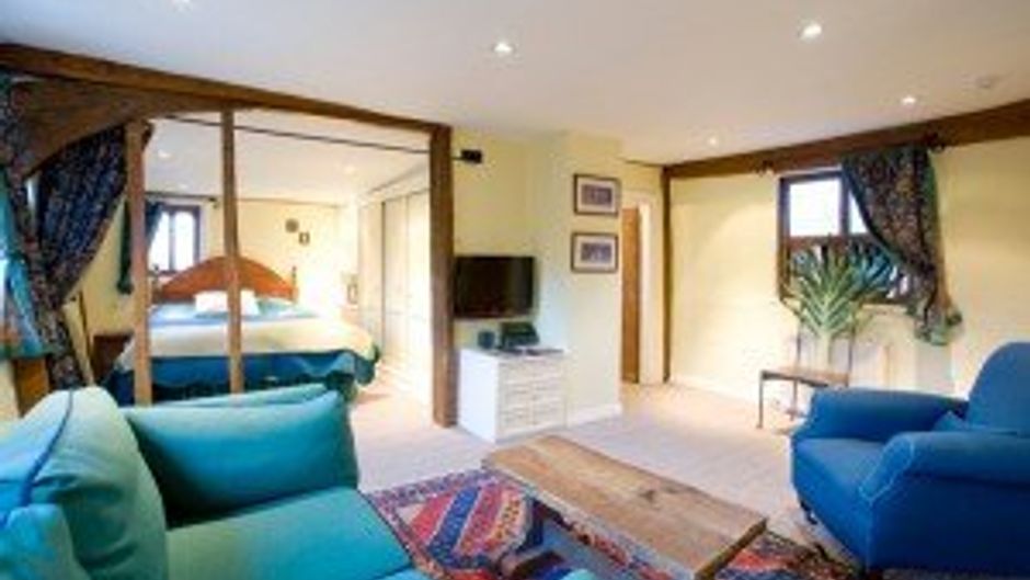 The Bell Inn Suite