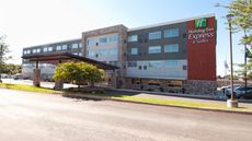 Holiday Inn Express & Suites Johnstown