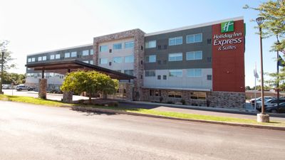 Holiday Inn Express & Suites Johnstown