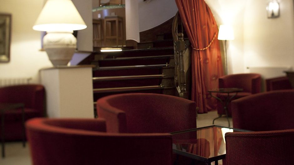 Lameloise Lobby