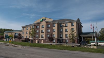 Holiday Inn Express Hotel & Suites - PA
