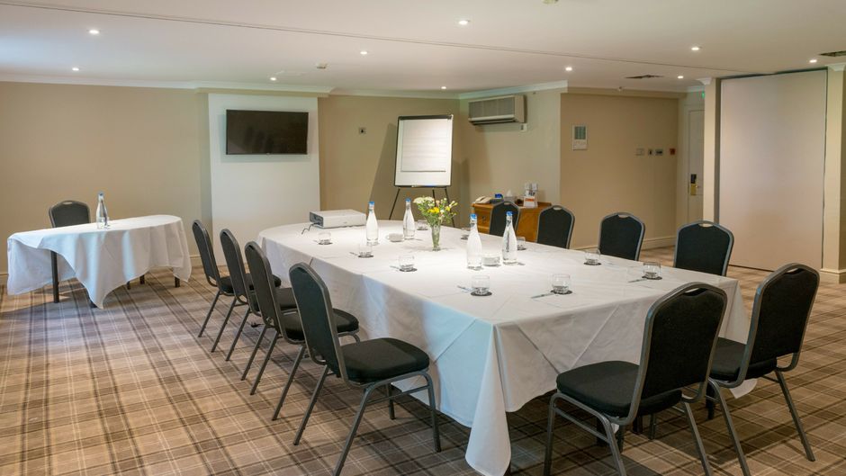 Holiday Inn Milton Keynes - East M1 Meeting