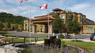 Holiday Inn Express & Suites Sequim