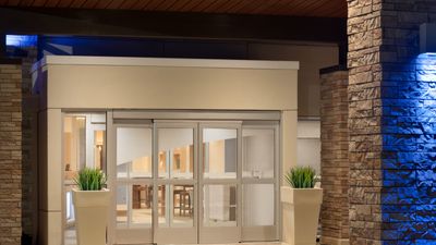 Holiday Inn Exp & Stes Cincinnati South