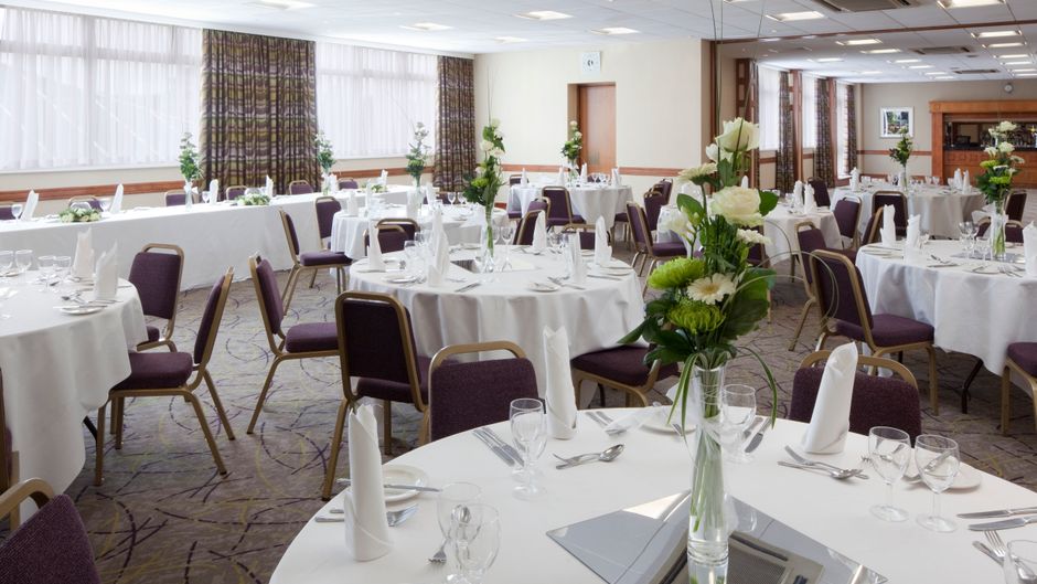 Holiday Inn Luton-South M1, Jct.9 Ballroom
