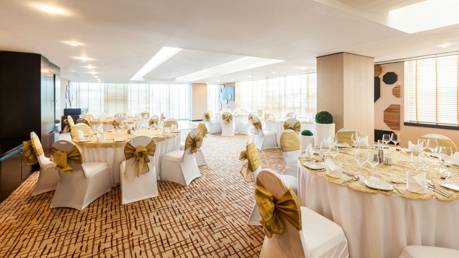 Holiday Inn Dubai-Al Barsha Ballroom