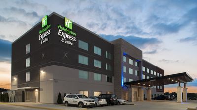 Holiday Inn Express/Suites Kingdom City