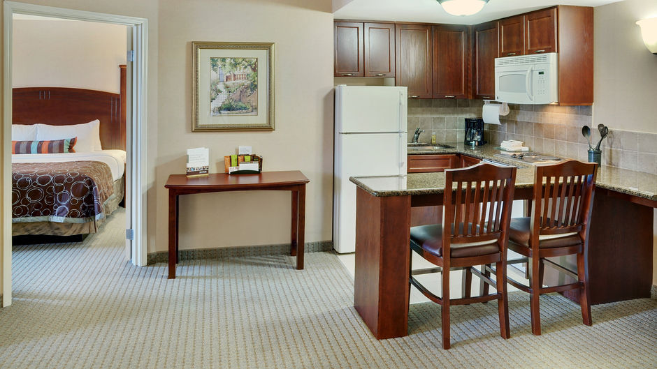 Staybridge Suites Suite