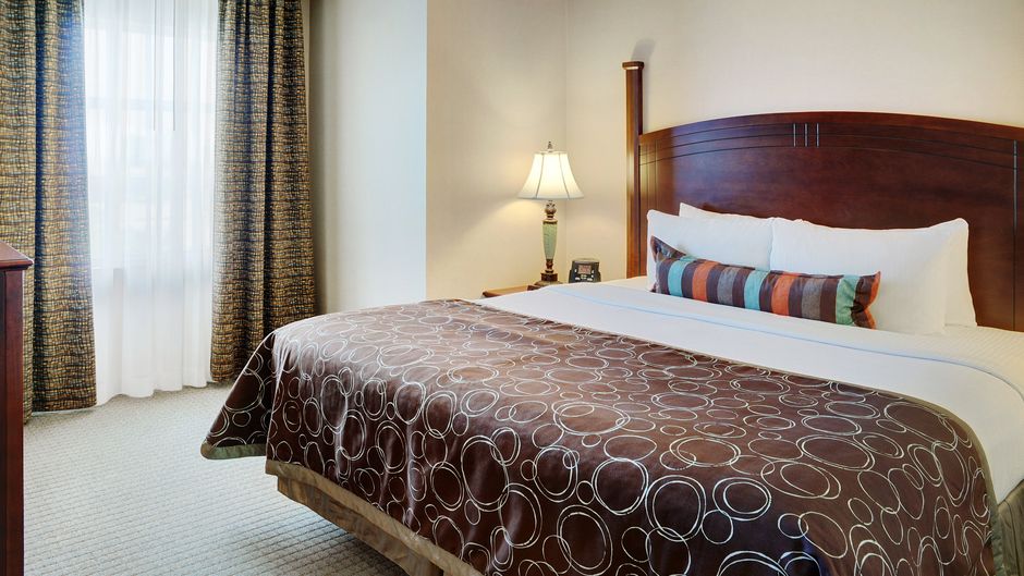 Staybridge Suites Suite