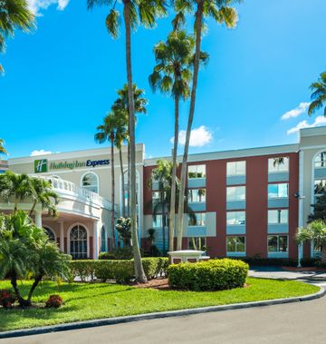 Holiday Inn Express Miami - Doral