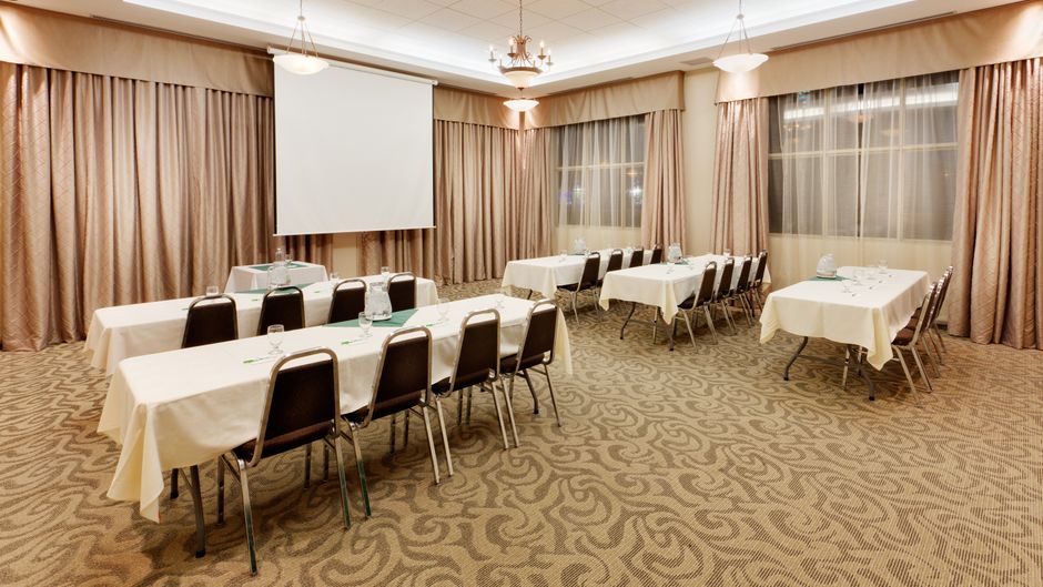 Holiday Inn Lethbridge Meeting