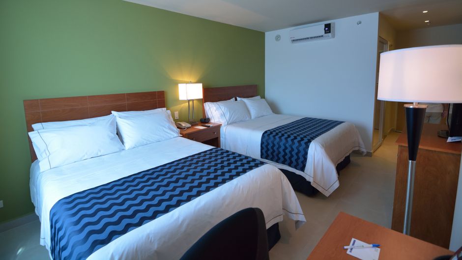 Holiday Inn Express Cabo San Lucas Room