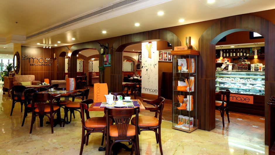 Holiday Inn Al Khobar Restaurant