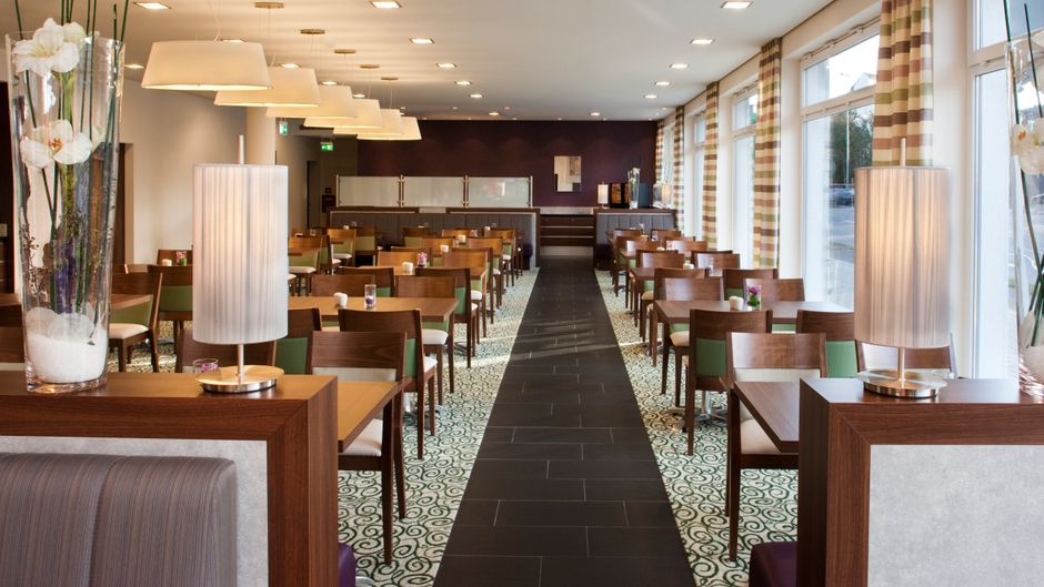 Holiday Inn Express Guetersloh Restaurant