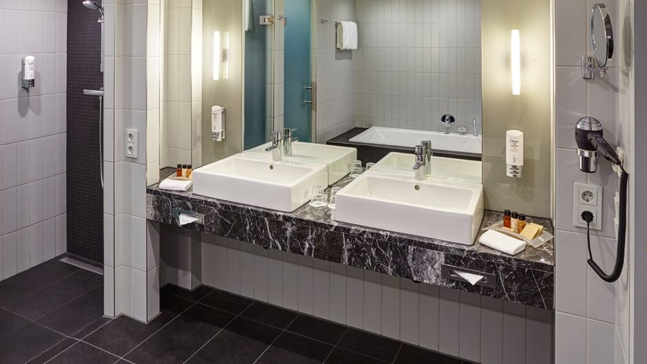 Holiday Inn Berlin Airport Room