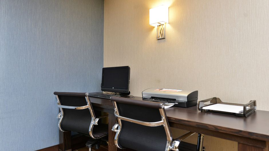 Holiday Inn Express & Stes Edmonton Arpt Other