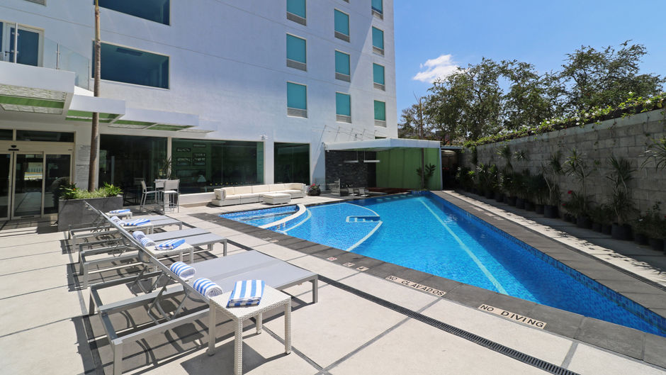 Holiday Inn Chilpancingo Pool