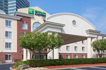 Holiday Inn Express East Brunswick