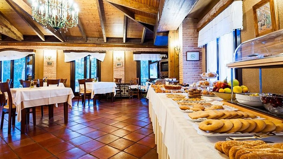 Dona Manuela Hotel Restaurant