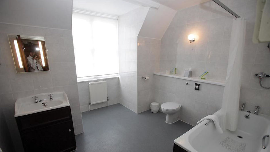 Highfield Hotel Room