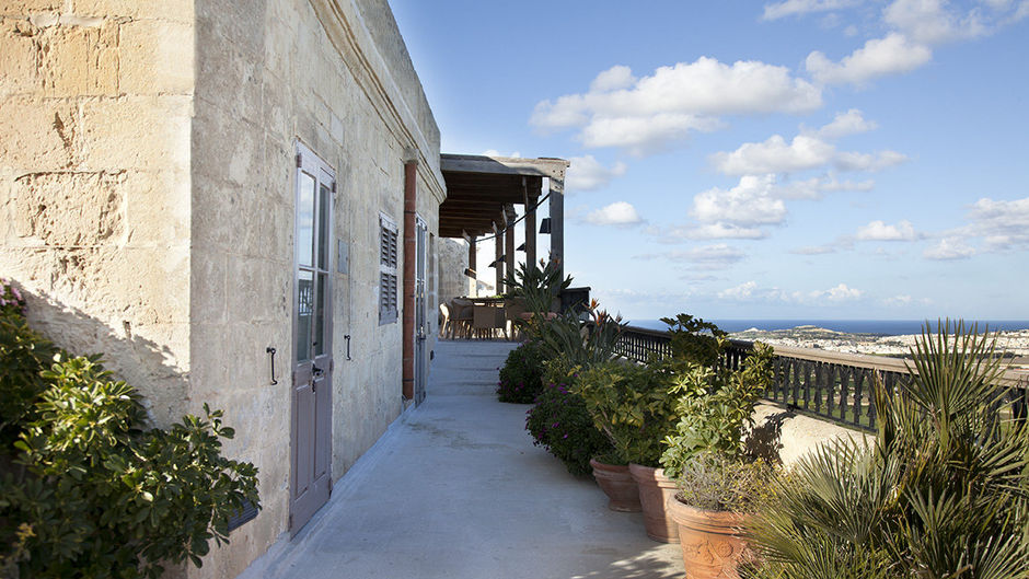 The Xara Palace Exterior