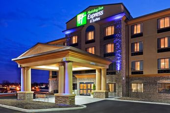 Holiday Inn Express & Sts Syracuse North