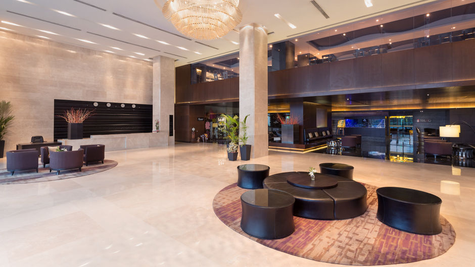 Crowne Plaza Kochi Lobby