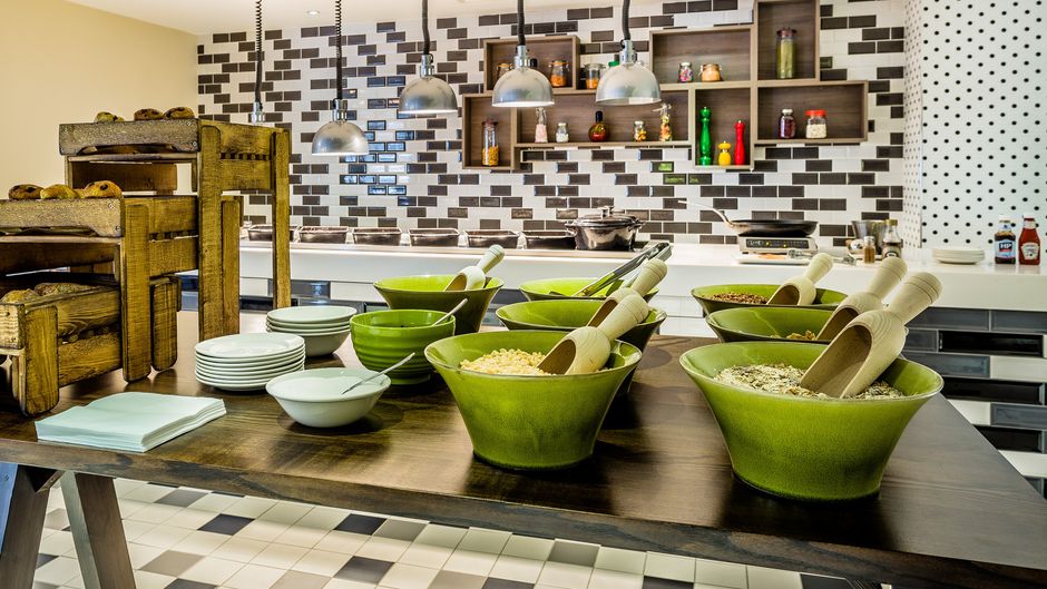 Holiday Inn - Watford Junction Restaurant