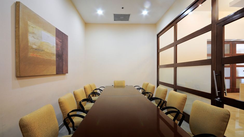 Holiday Inn Uruapan Meeting