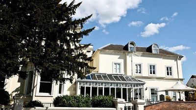 Episode Hotel