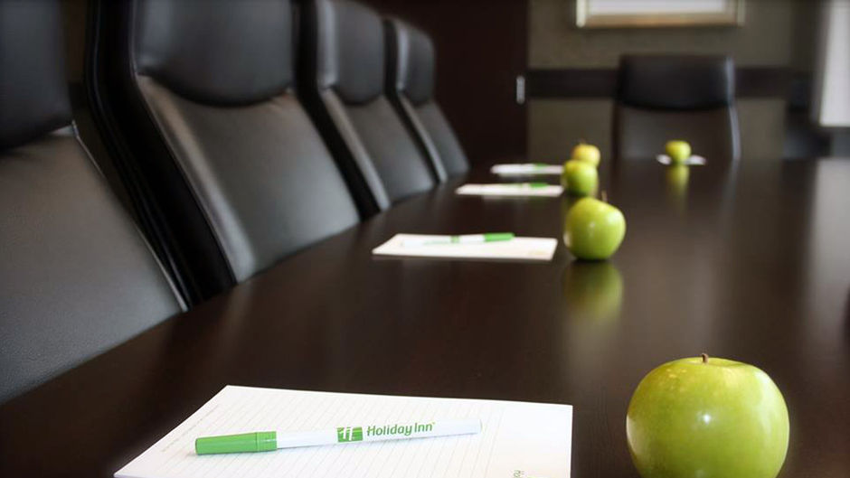 Holiday Inn Suites Saskatoon Downtown Meeting