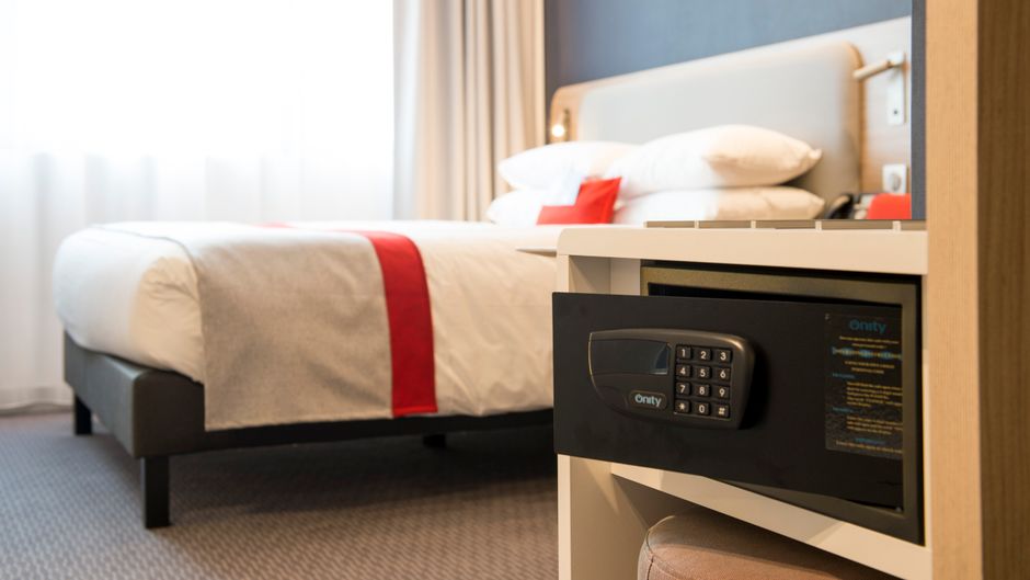 Holiday Inn Express Paris - CDG Airport Room