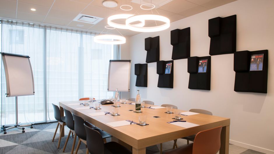 Holiday Inn Express Paris - CDG Airport Meeting