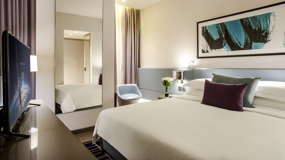 Capital Centre Arjaan by Rotana Room