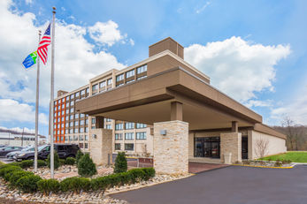 Holiday Inn Express & Stes Ft Washington