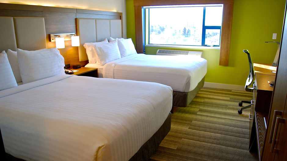 Holiday Inn Express Vancouver Arpt Room