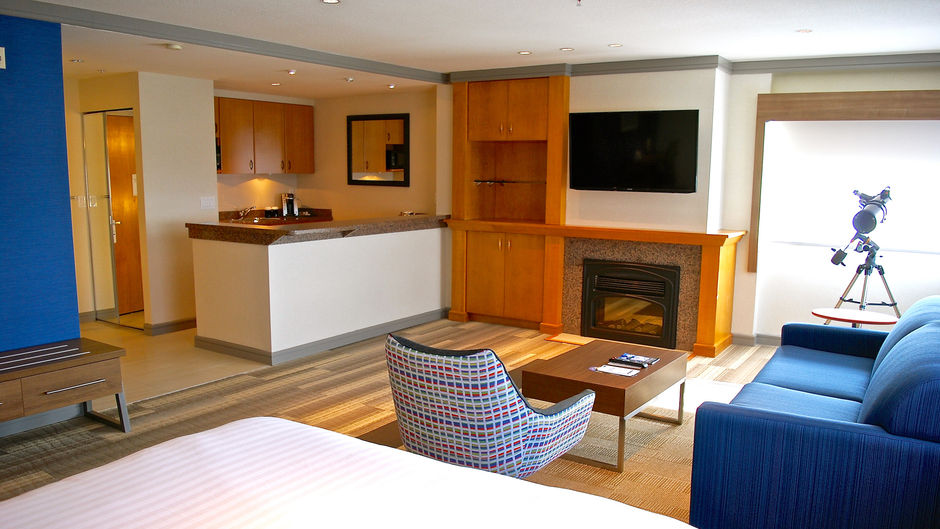 Holiday Inn Express Vancouver Arpt Suite