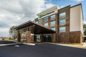 Holiday Inn Express & Stes Atlanta North