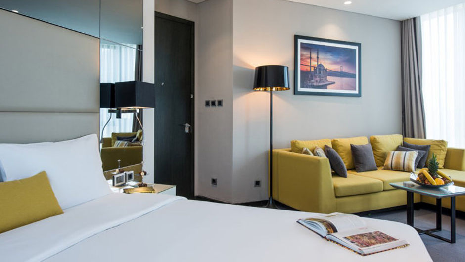 Centro WestSide by Rotana Suite