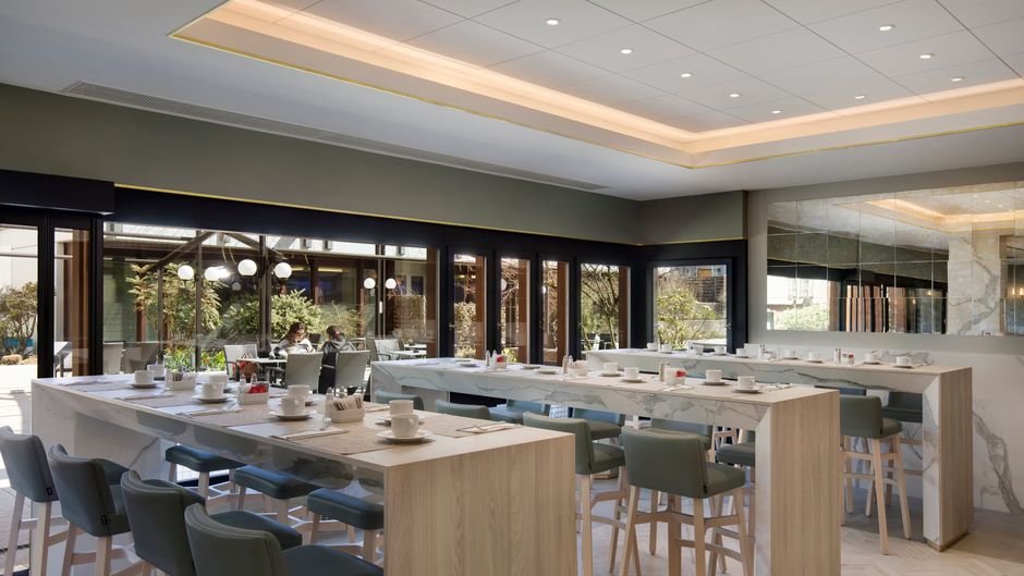 Crowne Plaza Zurich Restaurant