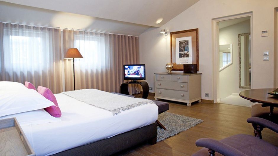 Hostellerie le Prieure Room