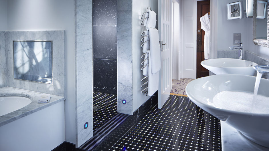 Fanhams Hall Hotel Suite