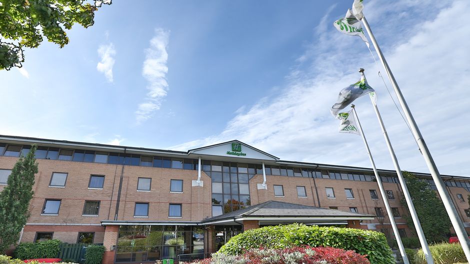 Holiday Inn Nottingham Exterior