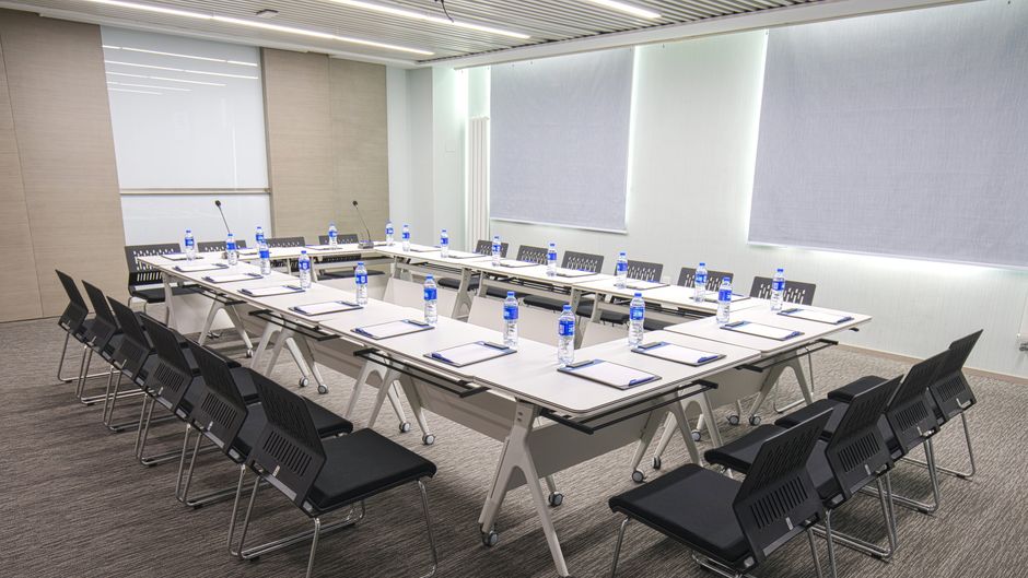 Holiday Inn Express Chifeng Hongshan Meeting