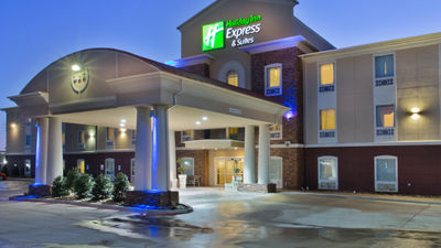 Holiday Inn Express & Suites Alvarado